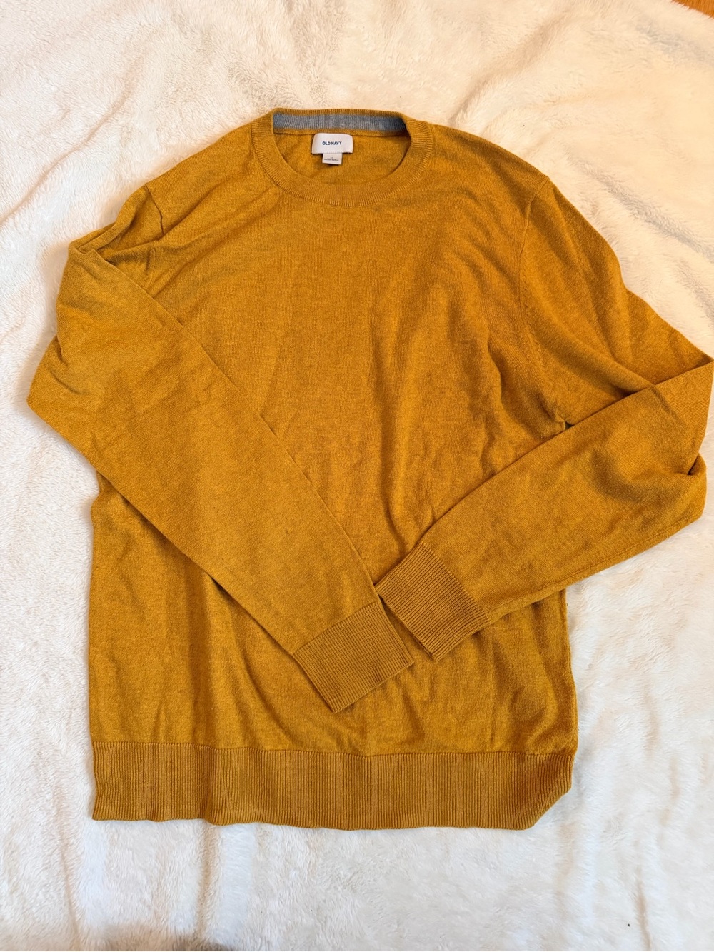 Old Navy Men's Golden Mustard Crewneck Sweater